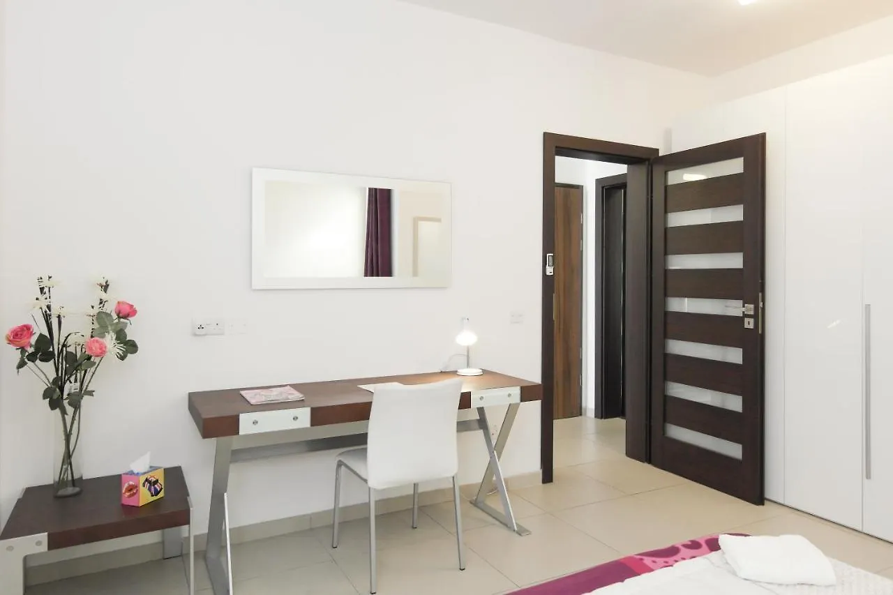 Modern Luxury Penthouse In Perfect Sliema Location Apartment 0*,  Malta