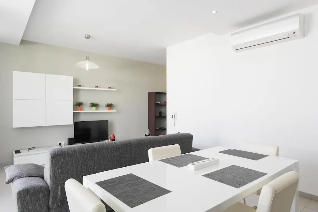 Apartmán Modern Luxury Penthouse In Perfect Sliema Location
